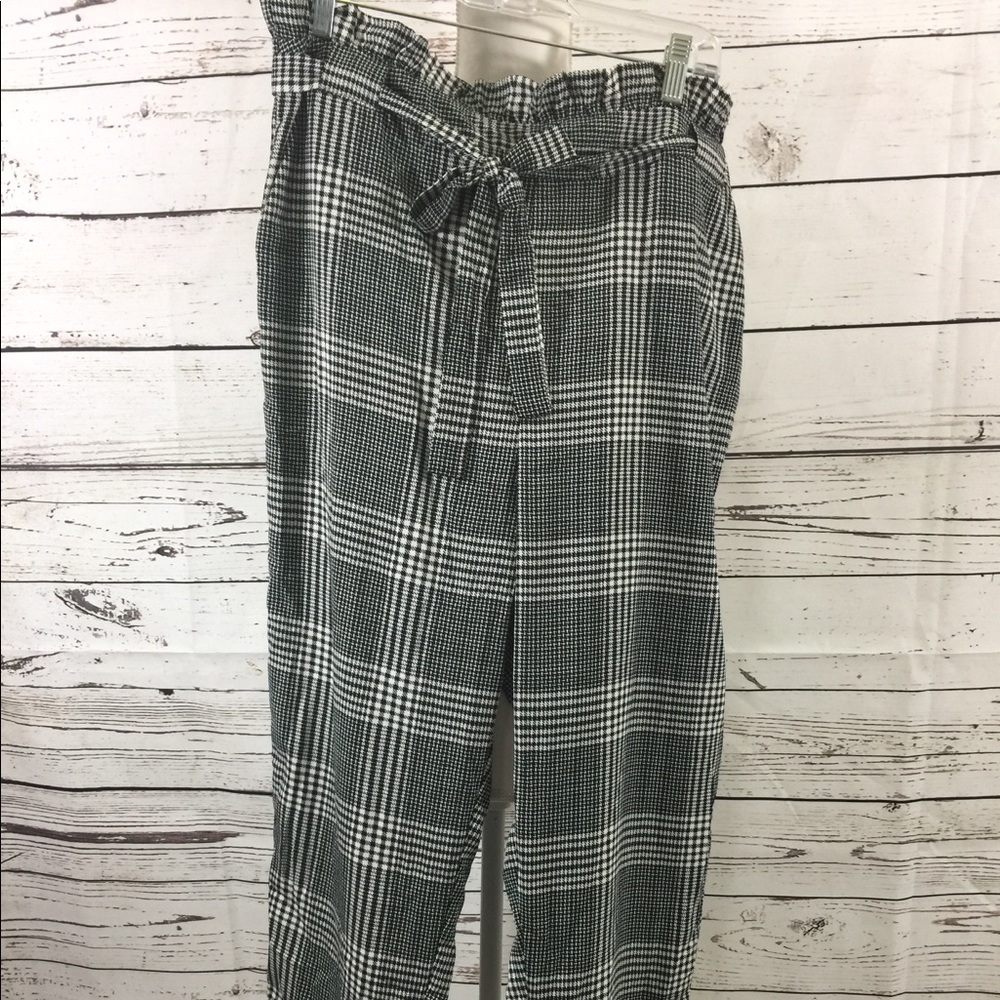 Love, fire women gray and white stripes size XL